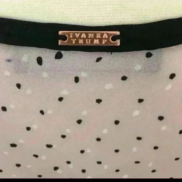 NWT IVANKA TRUMP TOP SIZE SMALL - Picture 2 of 6